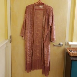 NEVER WORN pink velvet kimono/duster
